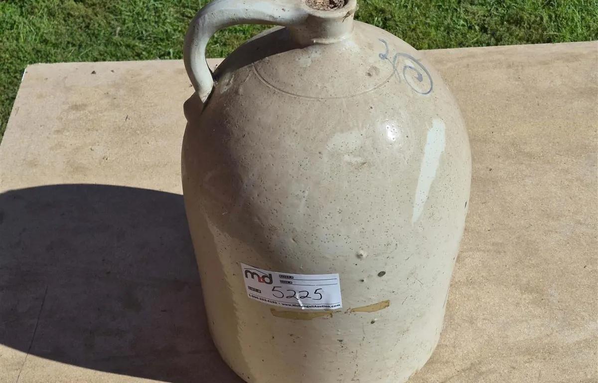 Large Glazed Stoneware Jug
UNRESERVED
