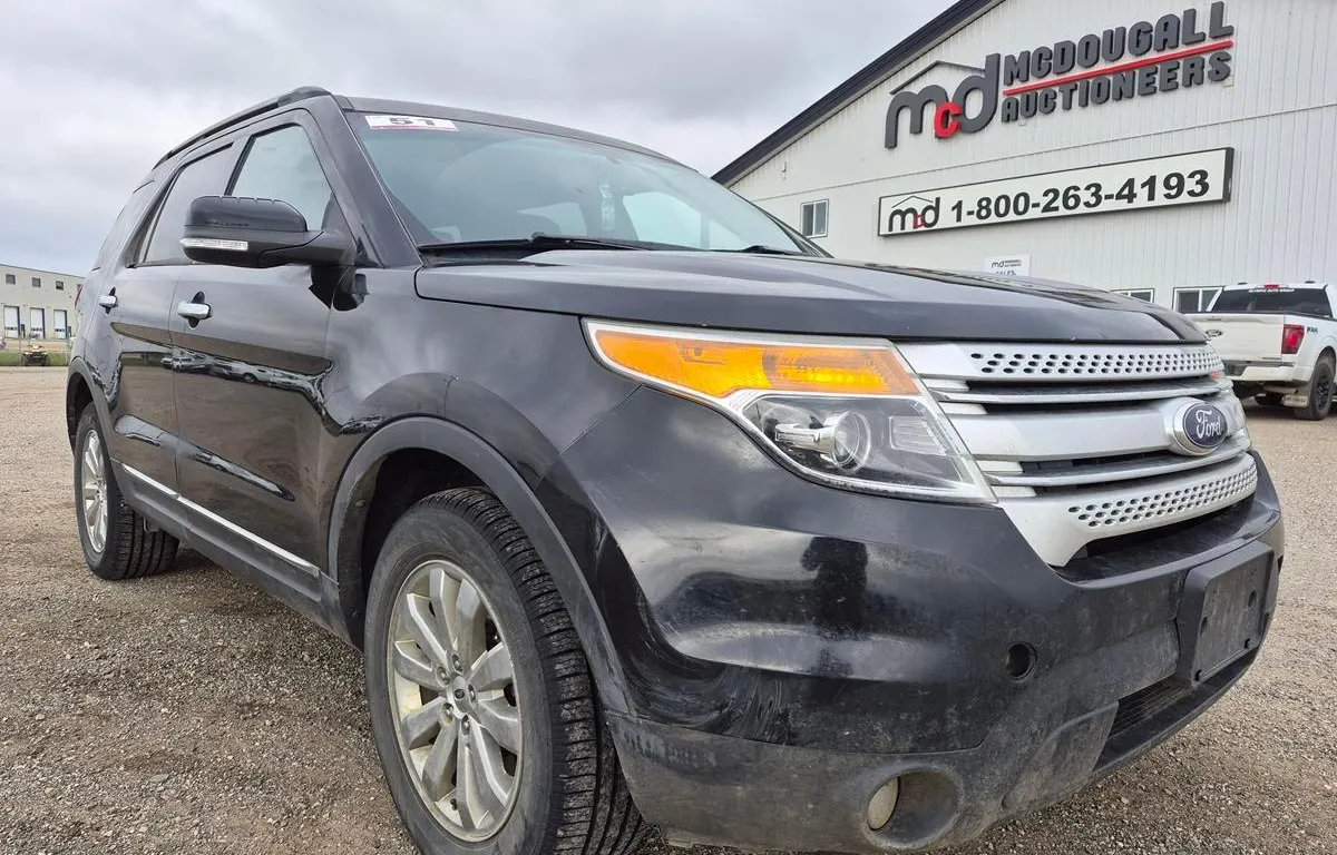 2013 Ford Explorer XLT 4WD SUV