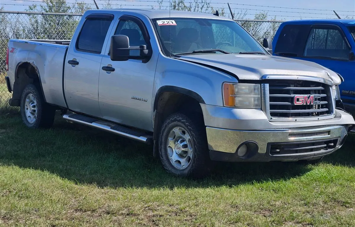 SALVAGE UNIT: 2014 GMC Sierra 2500HD Crew Cab 4x4
UNRESERVED