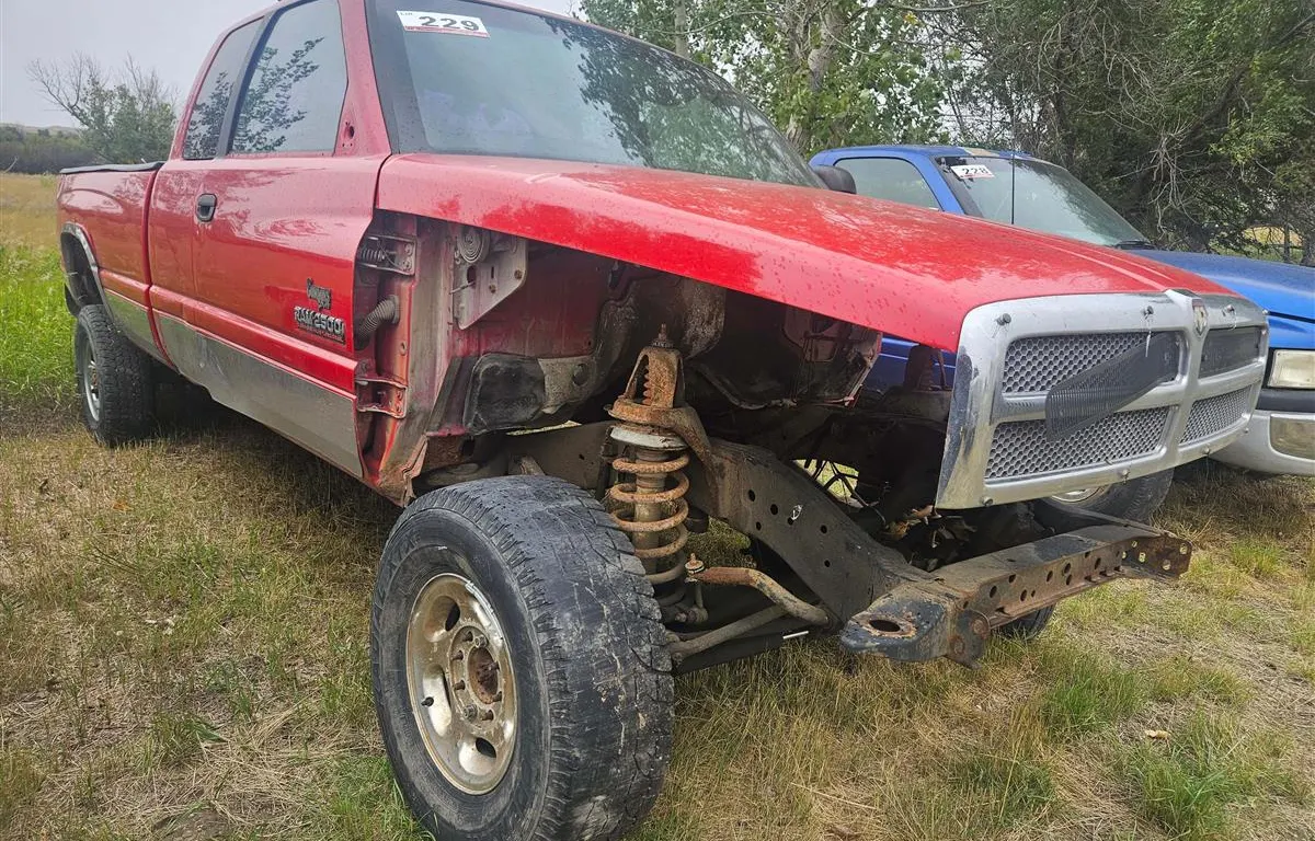 2002 Dodge Ram 2500 Cummins Diesel (Non-Runner)
UNRESERVED