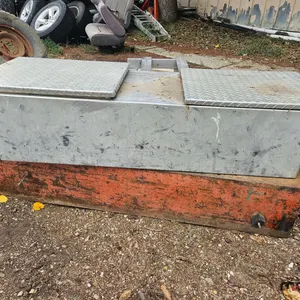Aluminum Fuel Transfer Tank w/ Locking Lids
 UNRESERVED