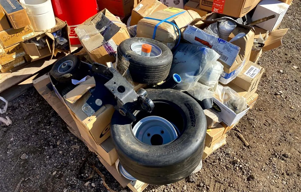Mixed Equipment Parts, Wheels & Tires
UNRESERVED