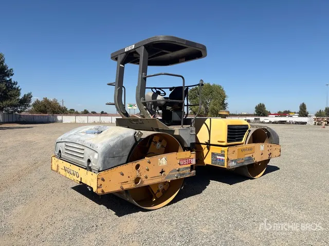 Ingersoll Rand DD118HF Double Drum Roller