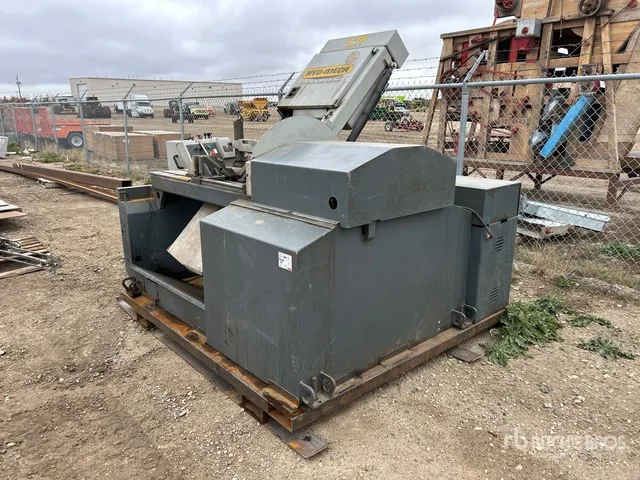 Hyd-Mech V18 Band Saw