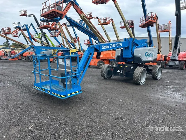 2018 Genie Z-60/37 4WD Hybrid Articulating Boom Lift