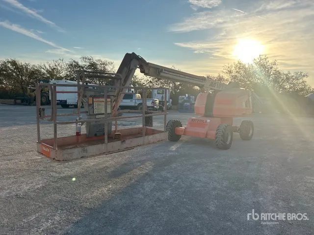 2016 JLG 460SJ 4WD Dual Fuel Telescopic Boom Lift