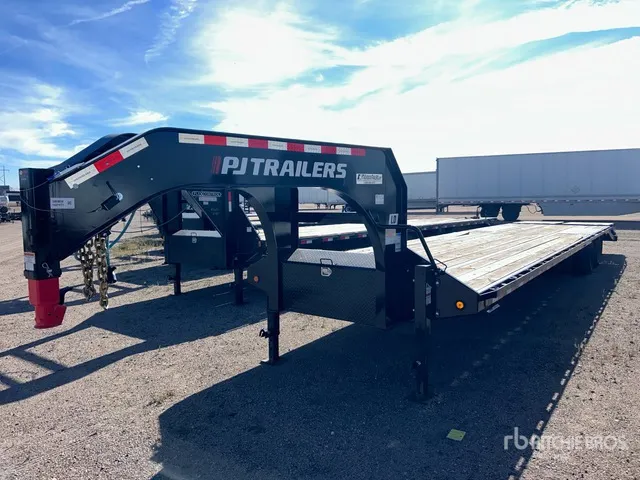 2026 PJ Trailers LD401 40 ft T/A Gooseneck Equipment Trailer