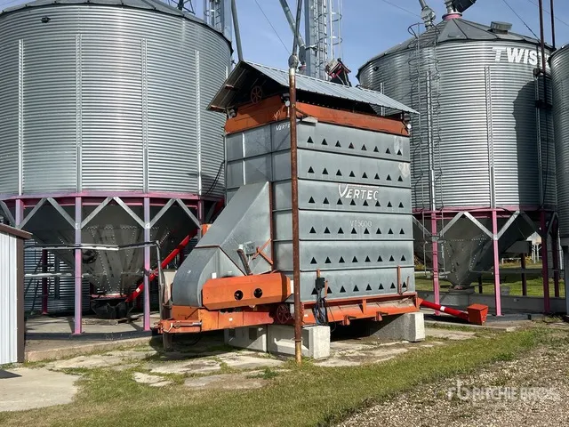 Vertec VT5600-N 5600 bu/hr 6 Tier Stacked Continuous Grain Dryer