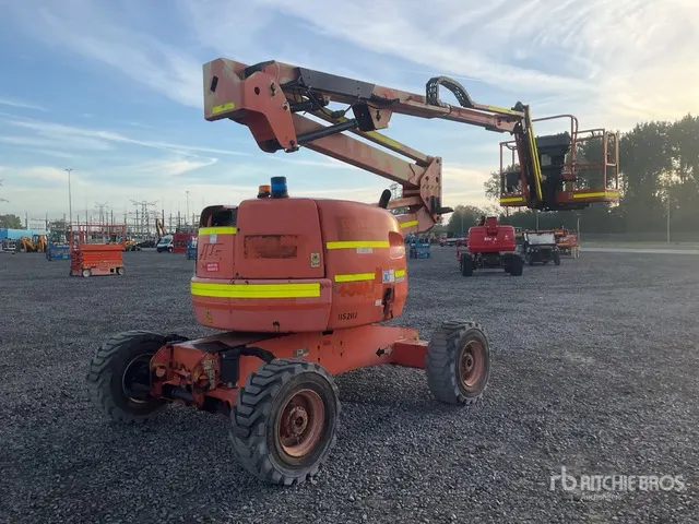 2014 JLG 450AJ 4WD Diesel Articulating Boom Lift