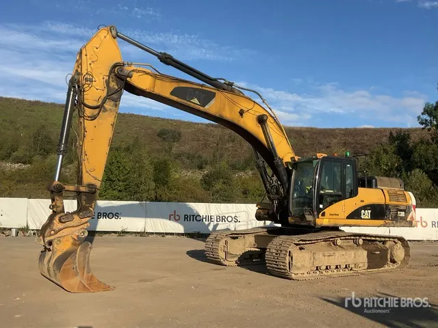 2007 Cat 330 Tracked Excavator