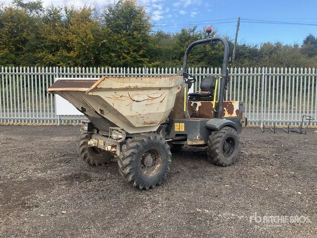 2016 Terex 3 ton 4x4 Swivel Dumper