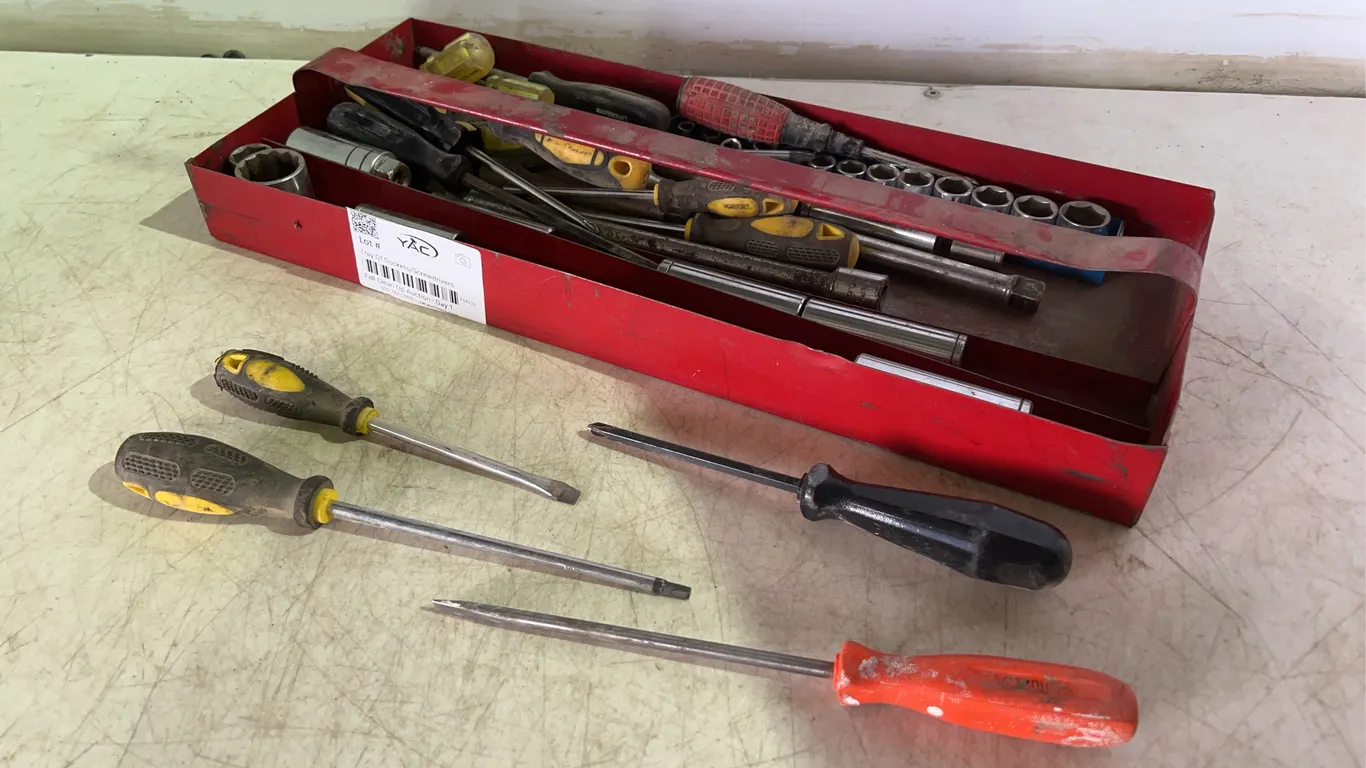 Tray Of Sockets / Screwdrivers