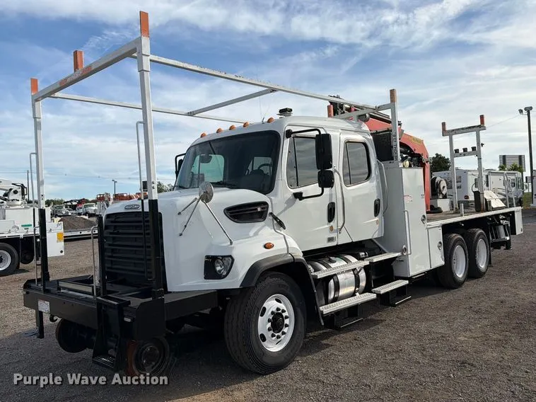 2013 Freightliner 108SD Crew Cab crane truck