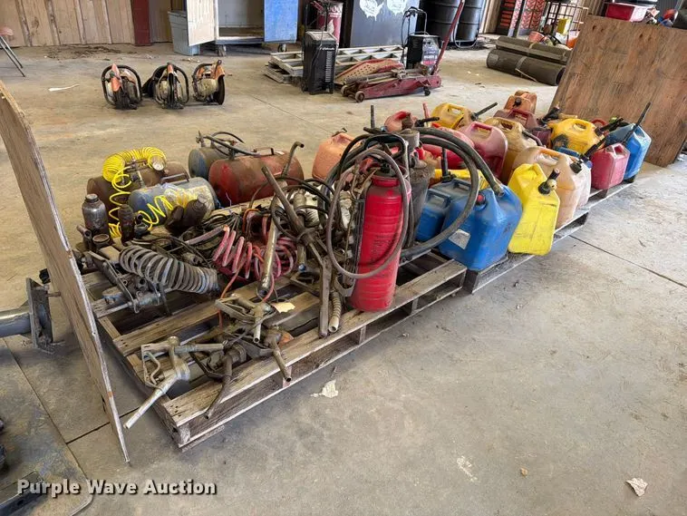 Automotive service equipment