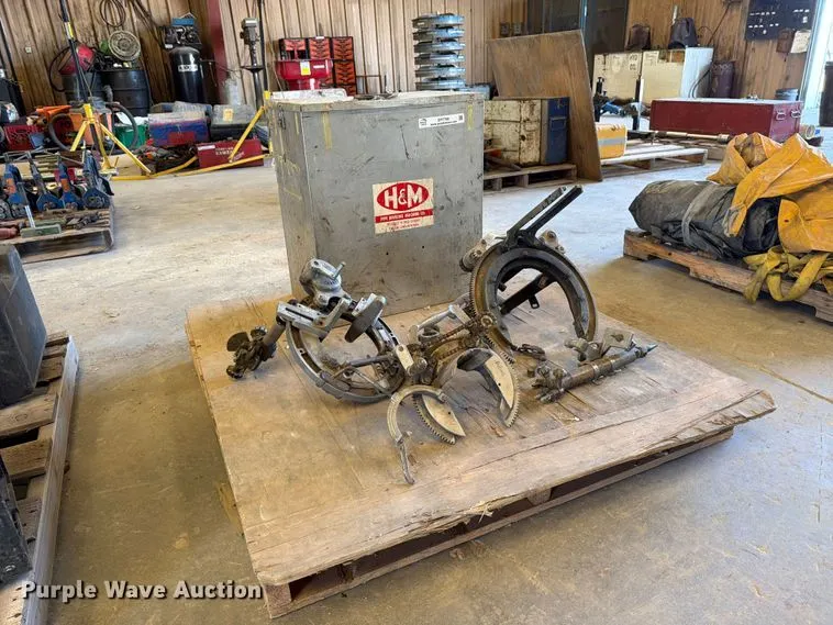 (4) pipe beveling machines