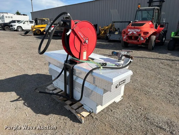 Weather Guard 354-3-01 transfer tank
