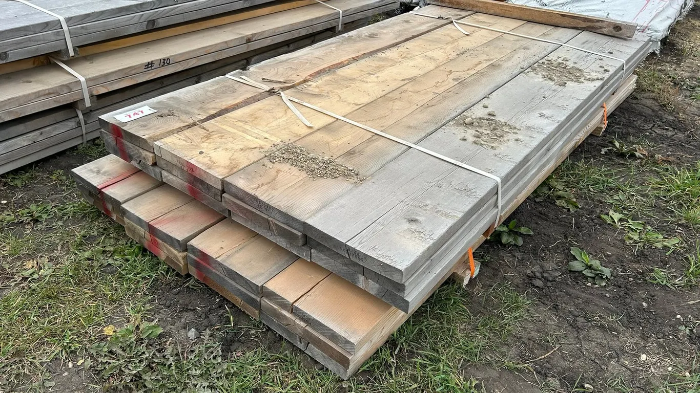 (24) 2X12X8FT SPF PLANED LUMBER #129 & #132
