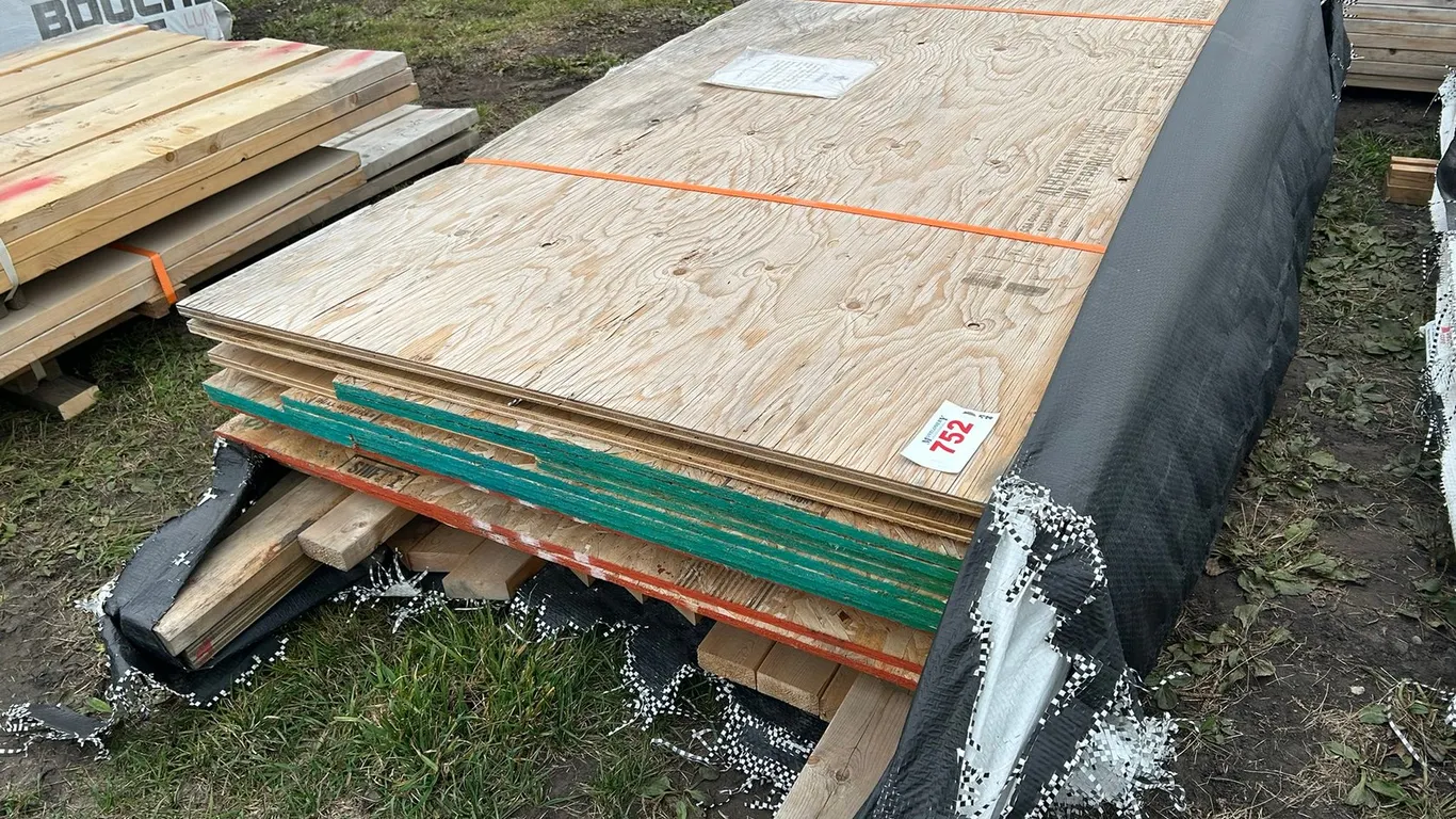 WOODEN SHED PACKAGE - ASSEMBLY REQUIRED