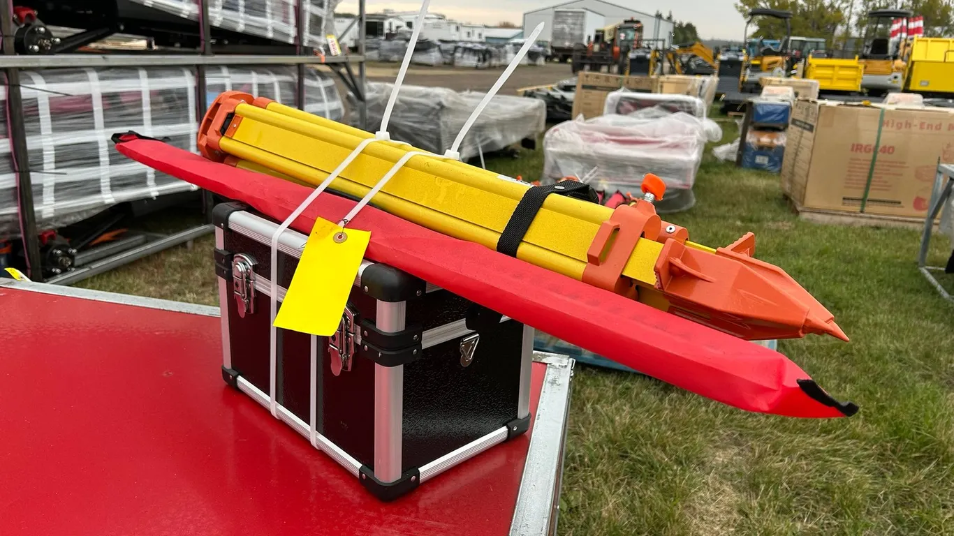 2026 SKLP LASER LEVEL S/N F00216