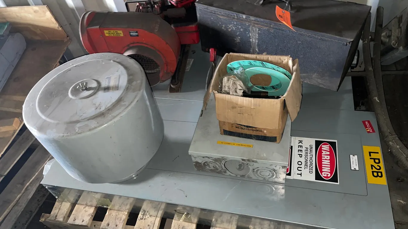 (2) Electrical Panels and Homelite Blower