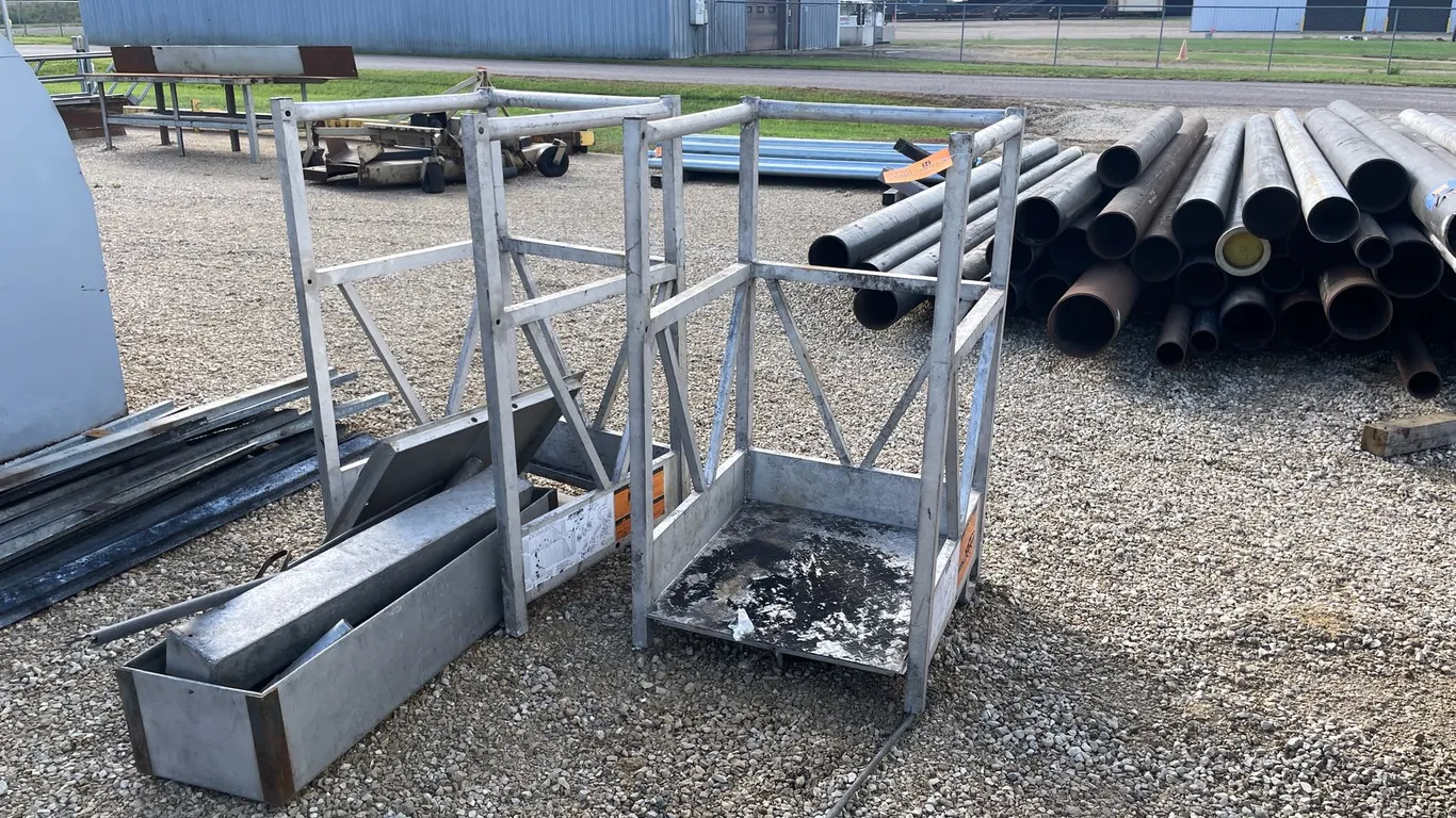 (2) Sky Climber Platforms