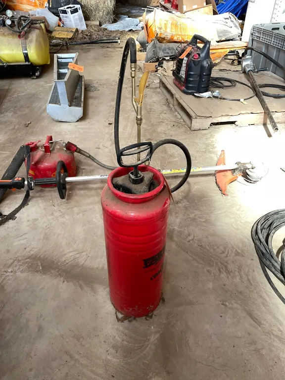 3-1/2-Gallon Hudson Sprayer
