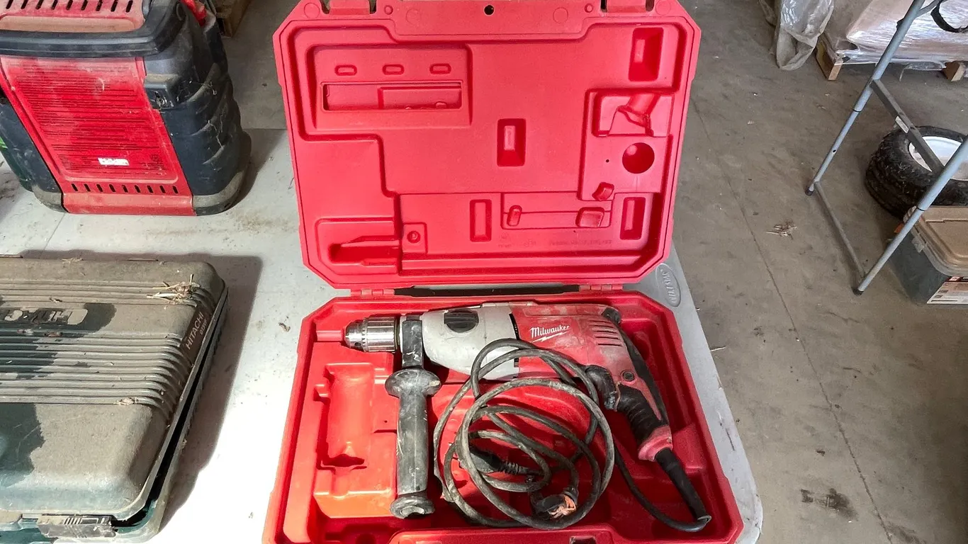 Milwaukee 1/2" Hammer Drill