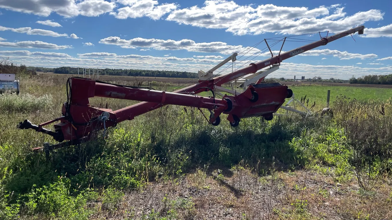 Buhler Farm King 1060 Hydraulic Grain Auger