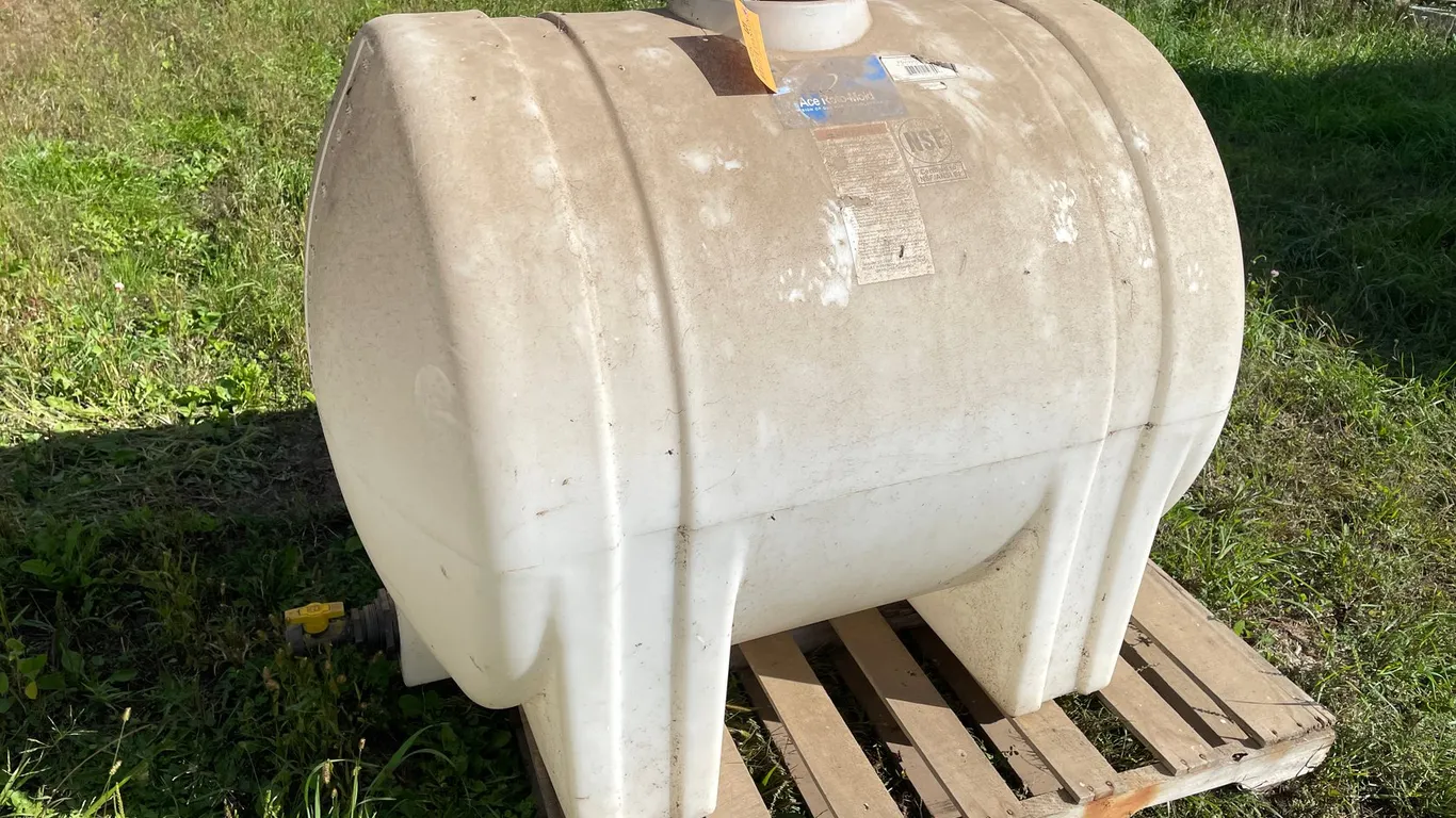 225-Gallon Poly Tank