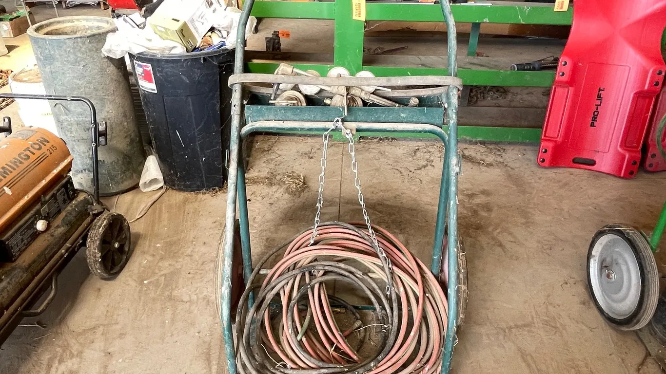 Torch Cart with Hose and Regulators