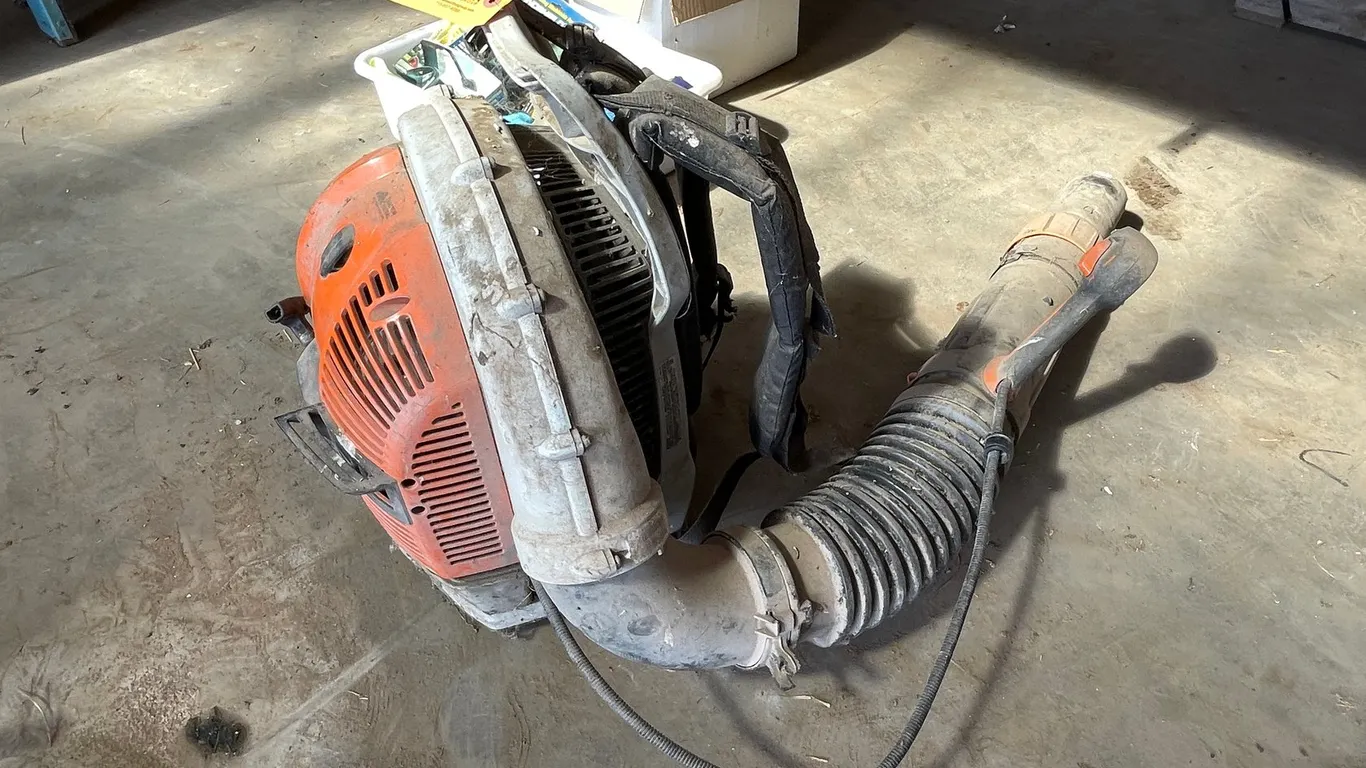 Stihl BR700 Back Pack Leaf Blower
