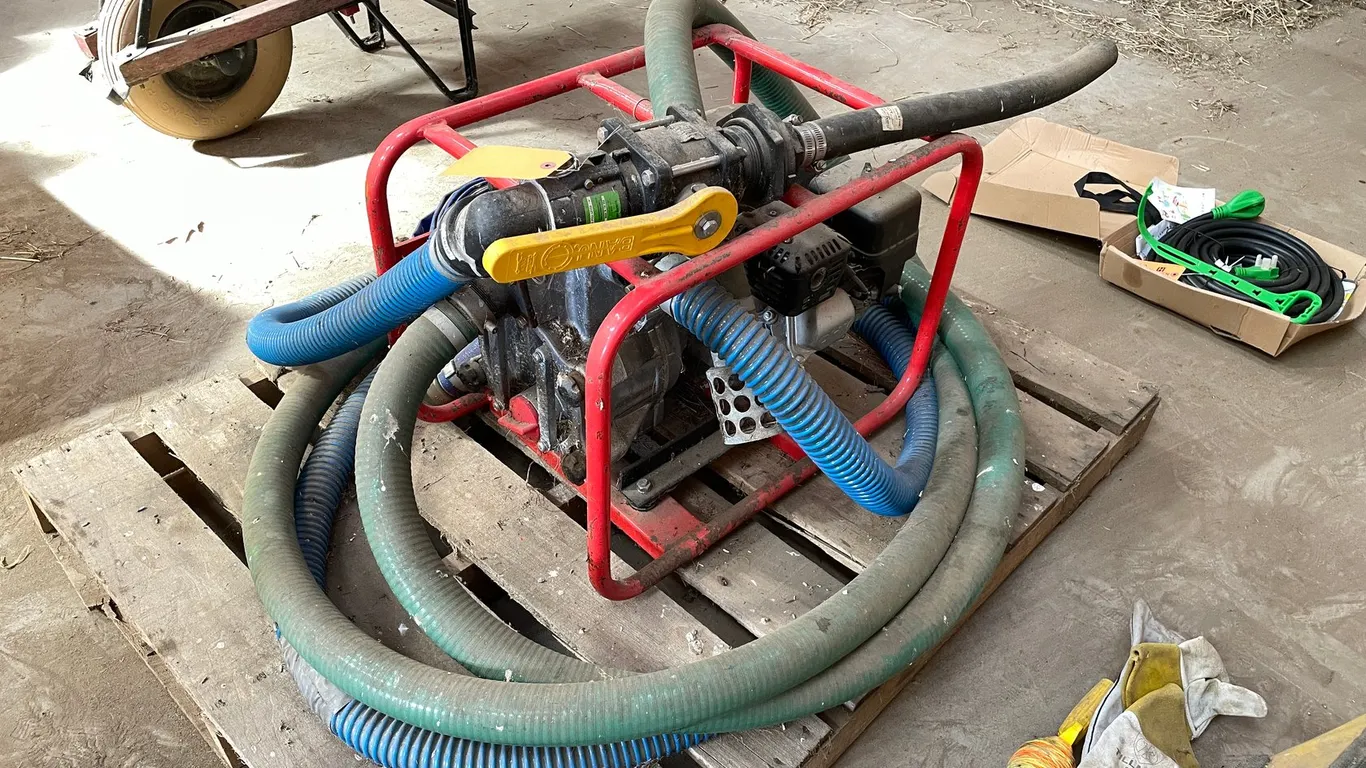 Multi Quip 2" x 2" Water Pump
