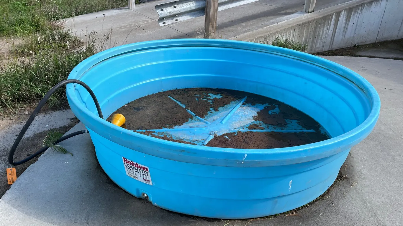 Behlen 8' Ploy Stock Tank
