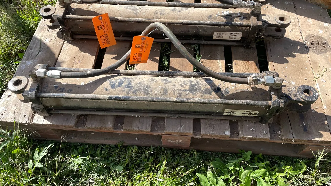 Chief 3,000 Psi Hydraulic Cylinder