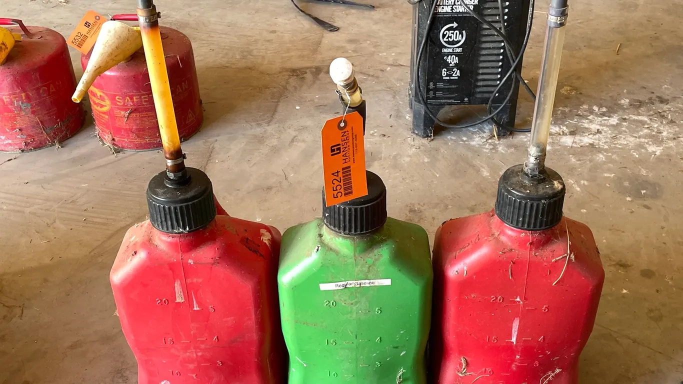 (3) 5-Gallon Plastic Fuel Cans