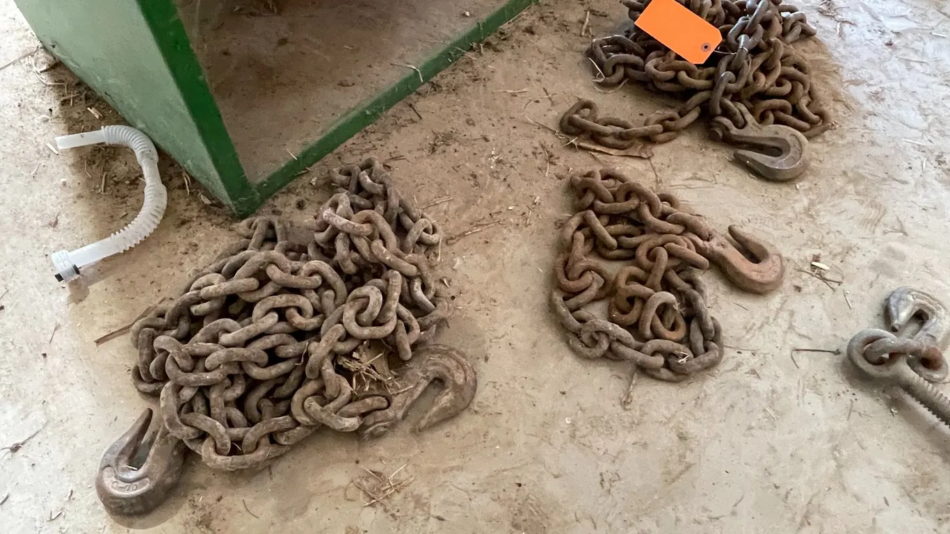 (3) 1/2" Log Chains