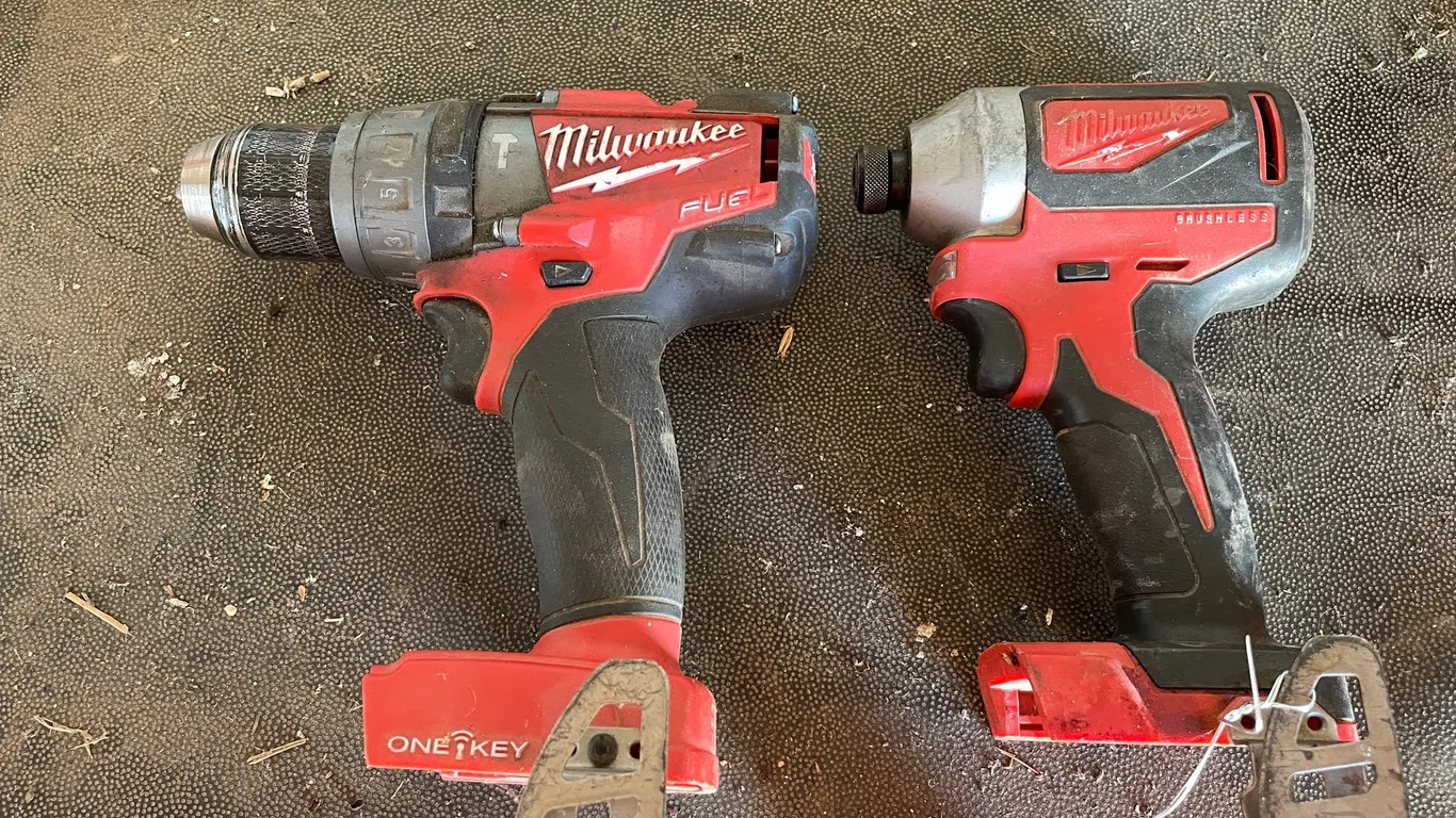Milwaukee 18v Drill and Drill Driver