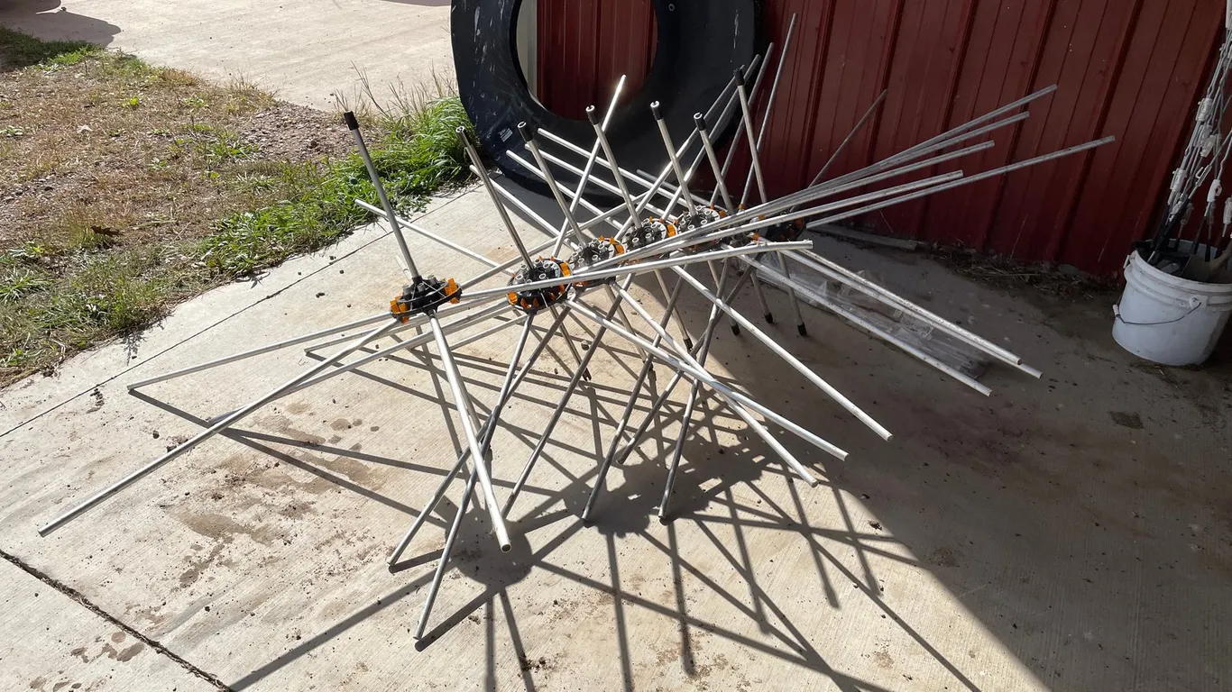 Assorted Fencing Supplies