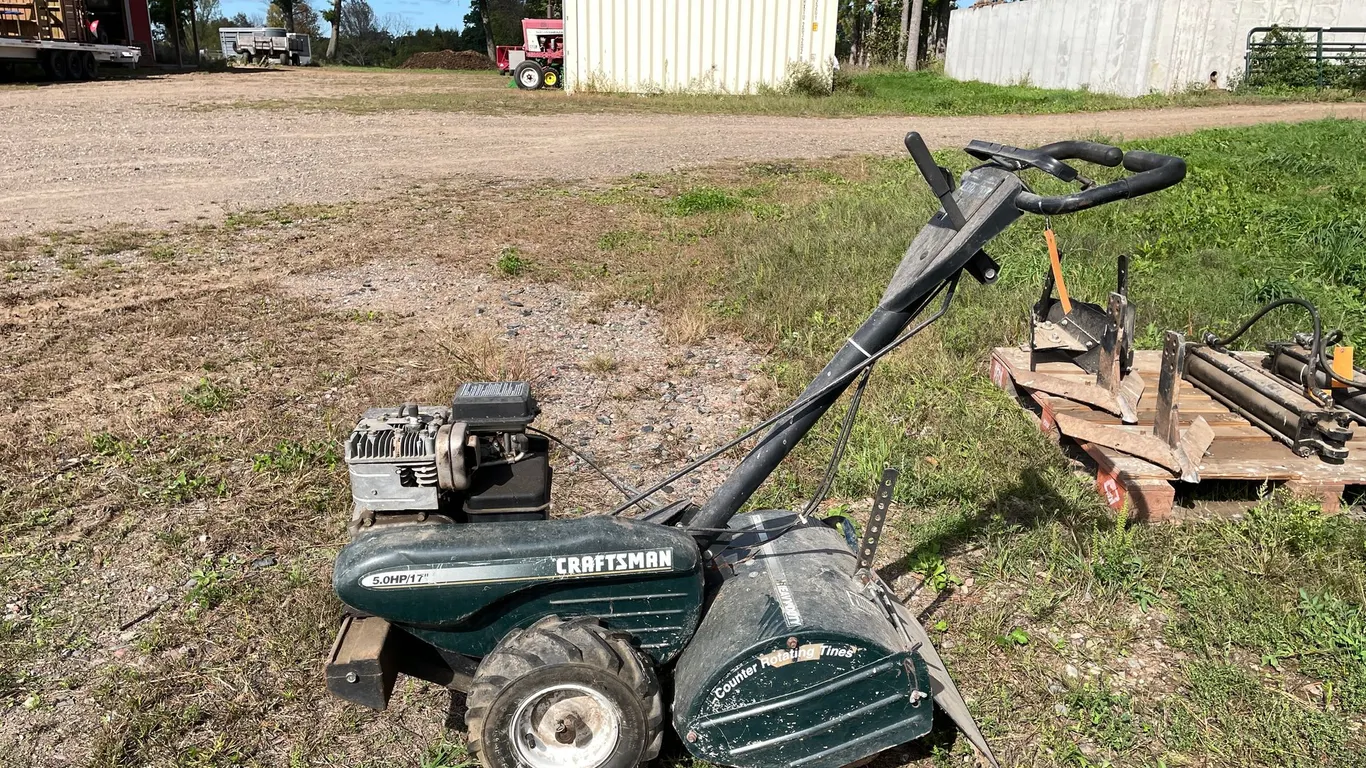 Craftsman Heavy Duty 17" Rear Tine Tiller