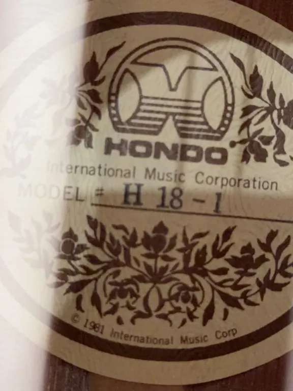 Hondo H18-1 Acoustic Guitar with Case Korea