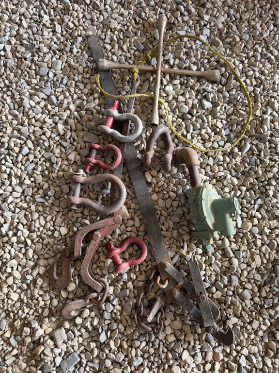 Shackles, Chains, Tow Hooks, Valve