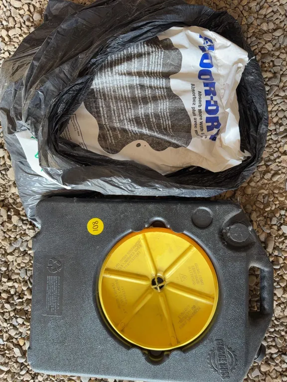 Floor-Dry Absorbent & GarageBOSS Oil Drain Pan