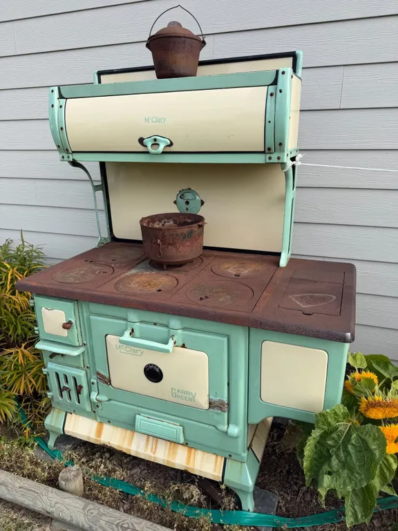 McClary Garry Green Wood Stove With Warming Oven