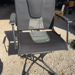 BlackOut Portable Swivel Hunting Chair