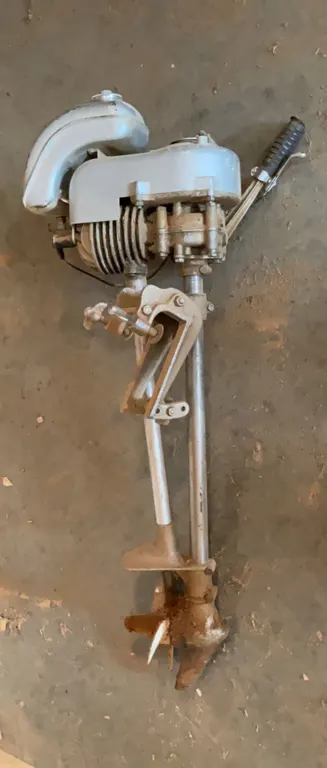 Boat Motor with Integrated Propeller and Hand Controls, Type Unknown
