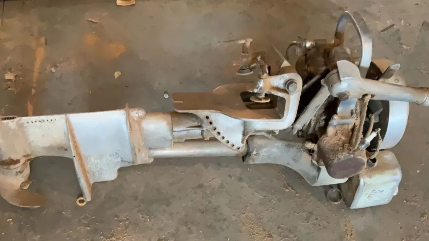 Evinrude Motors 1938 1.5HP Outboard Boat Motor
