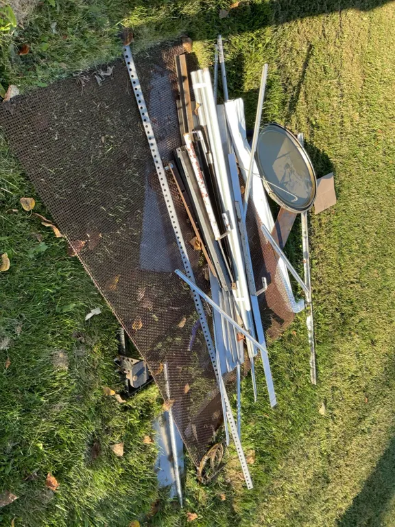Scrap Steel Rods, Mesh, Angle Bars and Mixed Metals