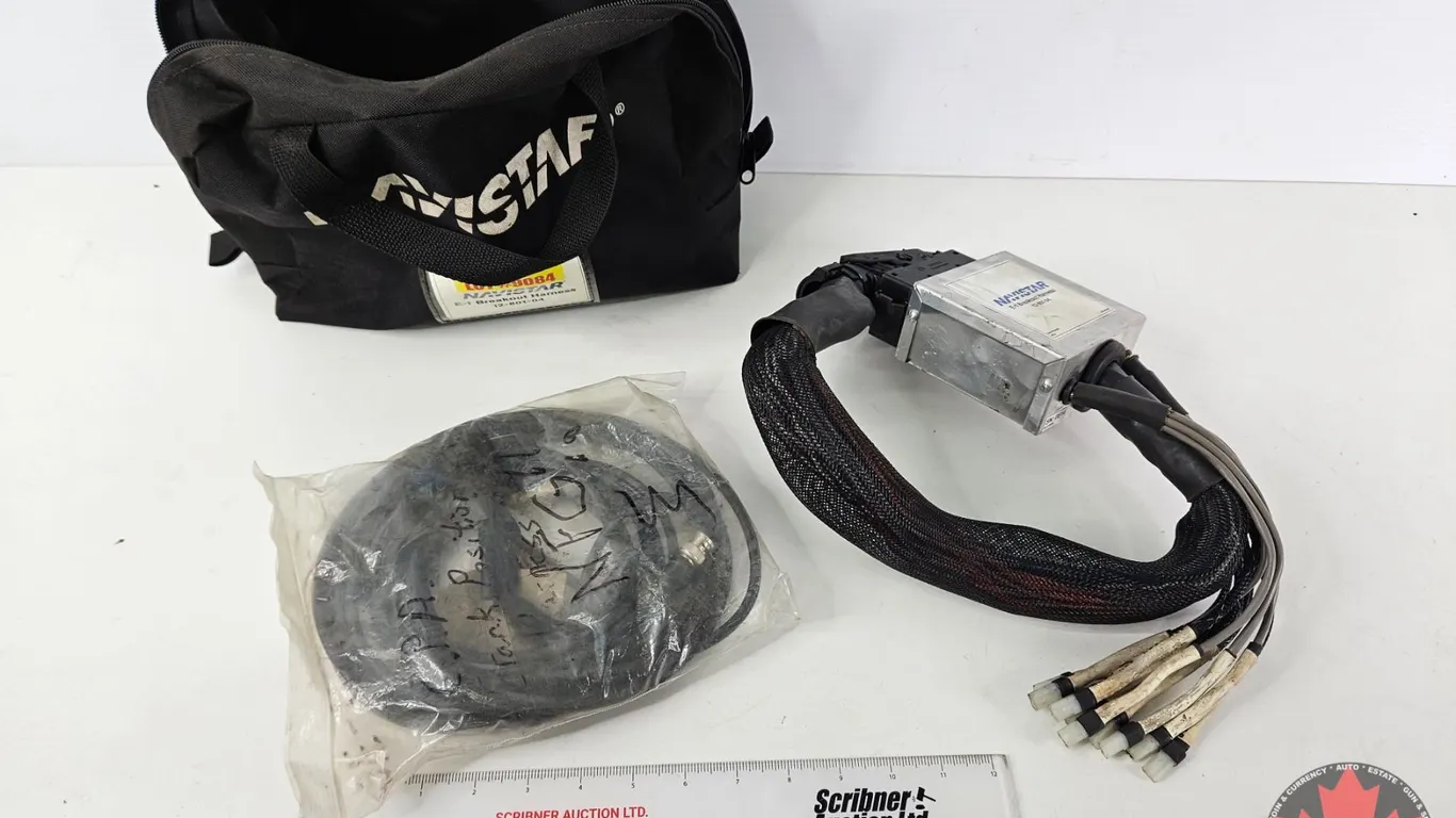Navistar E-1 Breakout Harness