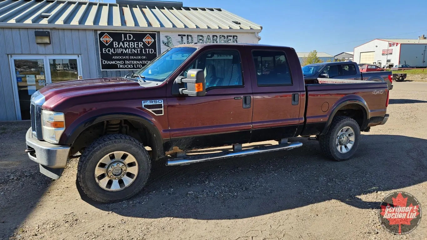 PICKUP TRUCK: 2009 Ford F-350 Lariat Super Duty: Crew Cab: 4x4: 6.4L Power Stroke Diesel