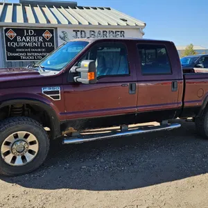 PICKUP TRUCK: 2009 Ford F-350 Lariat Super Duty: Crew Cab: 4x4: 6.4L Power Stroke Diesel